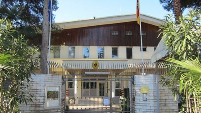 Ambasada gjermane paralajmëron qytetarët e saj: Shmangni udhëtimet drejt Shqipërisë