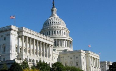 Dhoma amerikane e Përfaqësuesve miraton Ligjin e përkohshëm të Financimit të Qeverisë