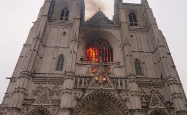 Zjarri mbi katedralen në Nante të Francës, një vullnetar i kishës pranon se i ka vënë zjarrin