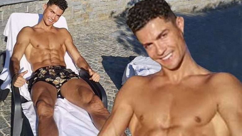 Cristiano Ronaldo tregon fizikun e tij të formësuar, ndërsa rrezitet gjatë pushimeve