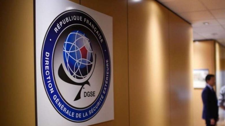 Dy ish-agjentë francezë të inteligjencës përballen me gjykatësit – akuzohen për spiunazh për Kinën