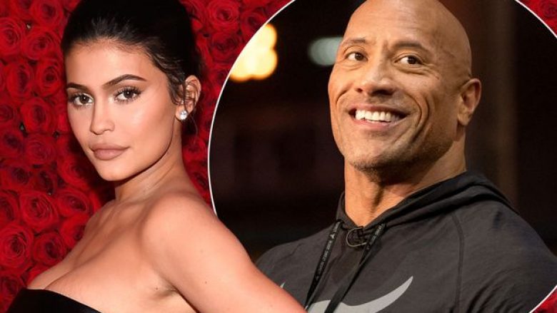 Dwayne Johnson lë pas Kylie Jenner, bëhet personazhi i famshëm më i paguar në Instagram