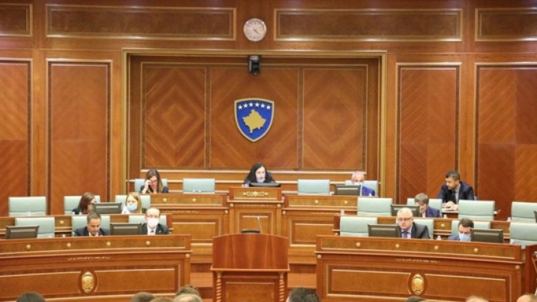 Kuvendi sot diskuton për fshehjen e së vërtetës nga Serbia për fatin e mbi 1600 civilëve shqiptarë