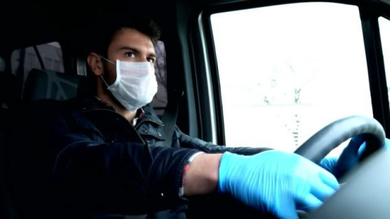 Maqedoni: MPB sqarohet në lidhje me gjobat për maska në makina
