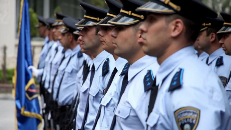 Sindikata e policisë në Maqedoni kërkon që MPB t’i zgjidhë problemet me uniformat