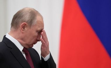 Bie besimi i rusëve për Vladimir Putinin, niveli më i ulët që nga 2017-ta