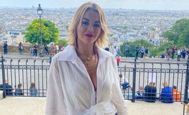 “Jam turistja më e keqe në botë”, Rita Ora publikon imazhe nga Parisi, ndërsa pranon se ka vrapuar për t’i realizuar ato