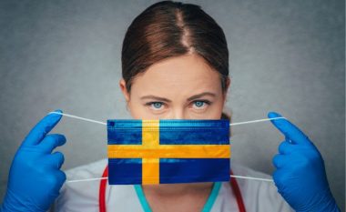 Sa njerëz të tjerë mund të vdesin nga coronavirusi në Suedi? Autoritetet kanë “në tavolinë” tre skenarët e mundshëm!