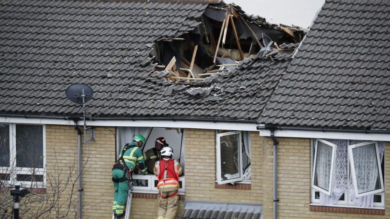 Rrëzimi i vinçit në Londër, një i vdekur dhe katër të lënduar – pronari i shtëpisë së dëmtuar rrëfen momentin dramatik
