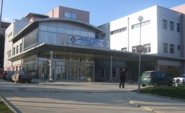 31 pacientë me COVID-19 në Spitalin e Prizrenit, dy të intubuar dhe 33 të tjerë po presin rezultatet e testimit