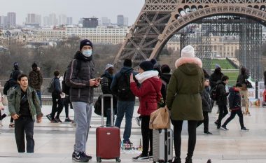 Franca zgjat ndihmën financiare për punëtorët e papunë të turizmit, do të marrin deri në 84 për qind të pagës