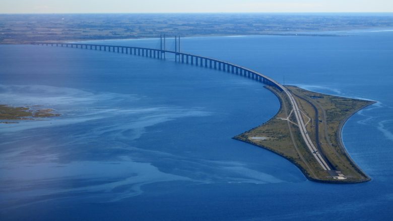 Magjia e arkitekturës feston ditëlindjen: Njëzet vjet nga ndërtimi i urës-tunel Öresund