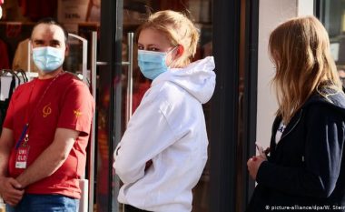 Gjermani, të rinjtë dhe gratë më të goditur nga pandemia