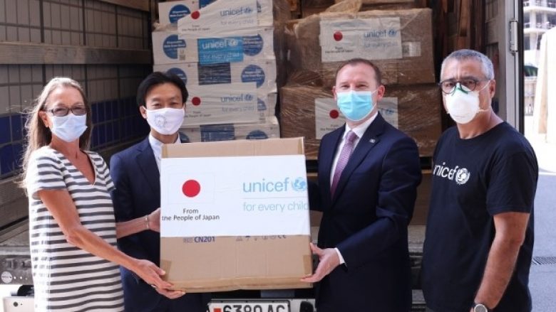 UNICEF siguron 367.580 pajisje të mbrojtjes personale për punëtorët shëndetësorë