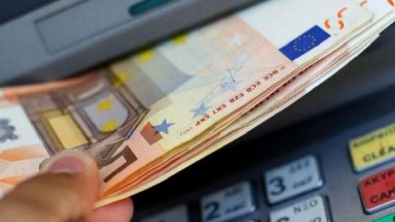 Zëvendësministri i Financave tregon se kur do të ekzekutohen pagat prej 170 euro