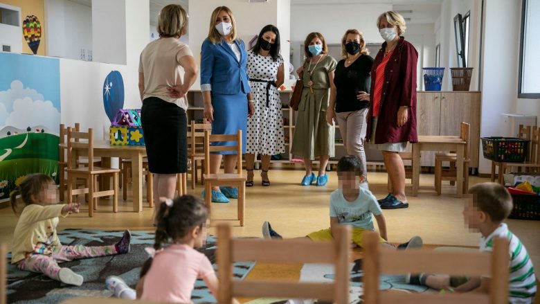 Hapen çerdhet publike në Prishtinë, komuna: Prioritet mbetet mbrojtja e shëndetit të fëmijëve dhe punonjësve