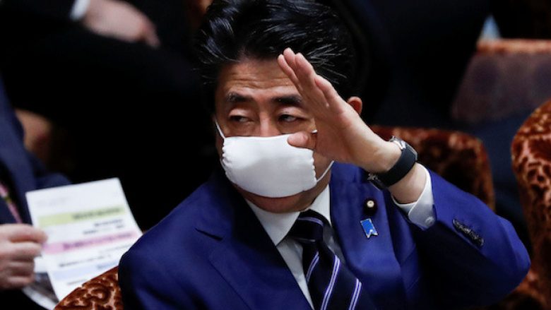 Kryeministri më jetëgjatë në krye të detyrës së Japonisë, sot do të jap dorëheqje