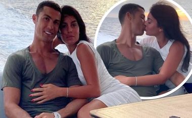 Georgina Rodriguez ndan një moment intim me Ronaldon, derisa shfaqen nga jahti në Saint Tropez