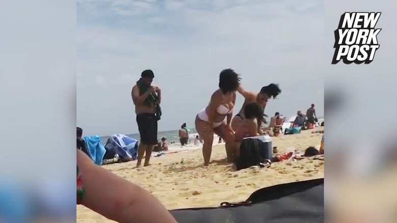 Twerk para fëmijëve, turistët mbesin të shokuar kur këto vajza bëjnë vallëzim provokues në një plazh në New Jersey