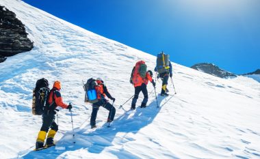 Hulumtoni vendin më të lartë në Tokë: Ekspeditë në Everest në video prej 360 gradësh
