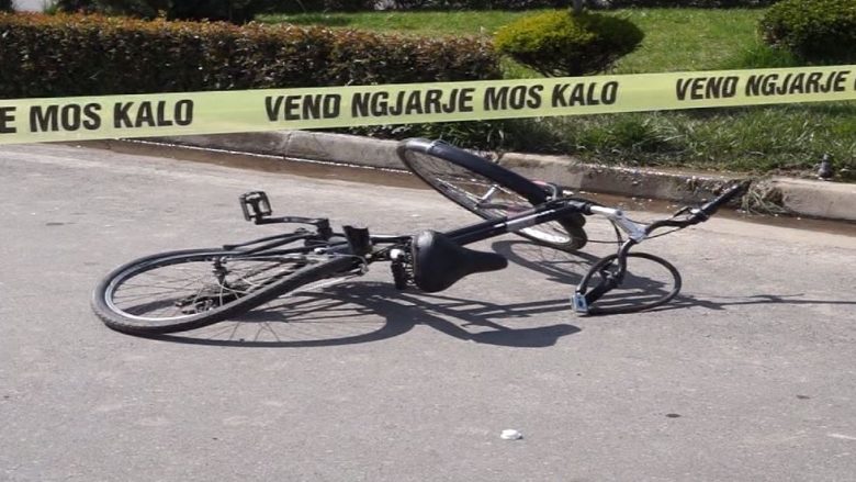 Aksident me fatalitet në Mitrovicë, humb jetën 5-vjeçari që po ngiste biçikletën