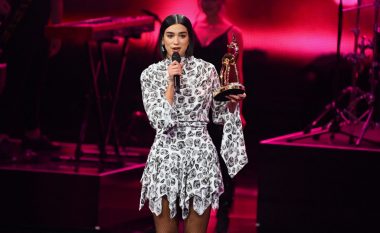 Dua Lipa flet për periudhën si refugjate: Prindërit e mi gjithmonë ëndërronin të ktheheshin në Kosovë