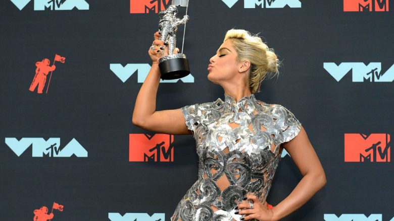 Bebe Rexha do të prezantojë në spektaklin e madh të ndarjes së çmimeve, MTV Video Music Awards 2020