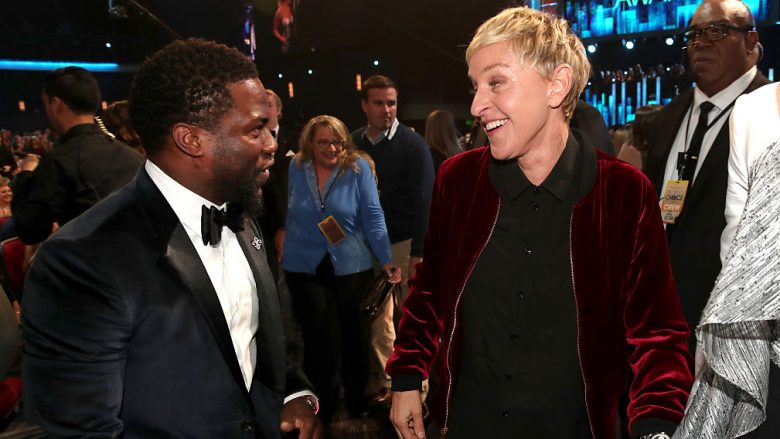 Ellen DeGeneres dhe Kevin Hart (Foto: Christopher Polk/Getty Images for People's Choice Awards/Guliver)