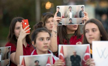 Shtetasit turq dënohen me 56 vjet burgim, Kosova ‘hesht’ për rastin