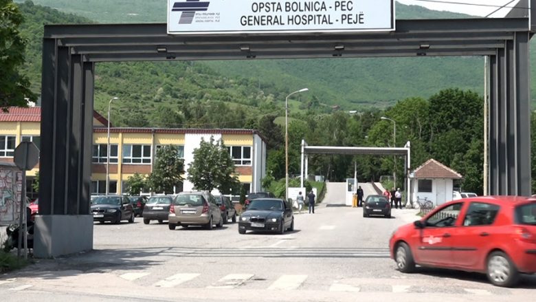Në Spitalin e Pejës 16 pacientë me COVID-19 janë në gjendje të rëndë