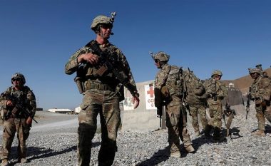 SHBA-ja do të reduktojë numrin e ushtarëve në Afganistan, pohon sekretari amerikan i Mbrojtjes