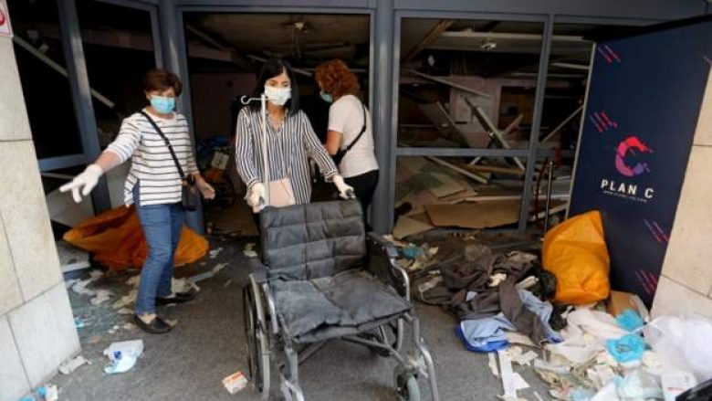 Gjersa po përballet me pasojat e shpërthimit, Libani raporton numër rekord ditor të rasteve me COVID-19