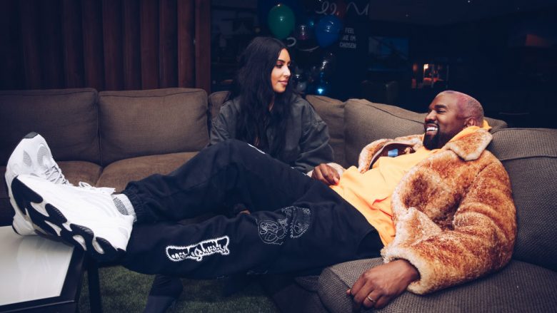 Kim Kardashian akoma dëshiron ta shpëtojë martesën me Kanye West
