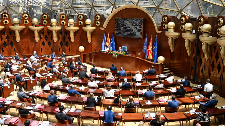Kuvendi konstatoi dorëheqjen e Zoran Zaevit dhe Qeverisë