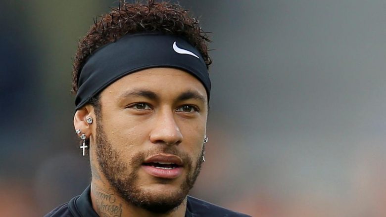 Goditja e fundit për Neymarin – Nike ndërpret bashkëpunimin 15-vjeçar me brazilianin