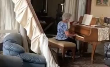 Gruaja 79-vjeçare luan në piano, e vetmja gjë që i mbeti në shtëpi pas shpërthimit në Bejrut