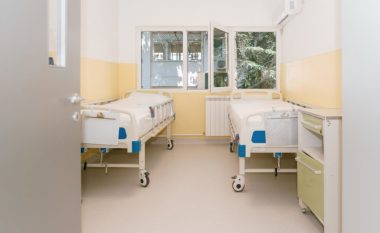 Filipçe: Në vijim është renovimi i Klinikës Maksilofaciale