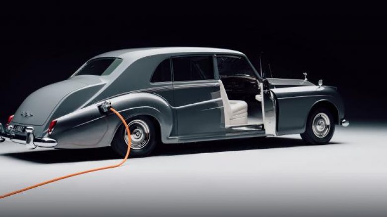 Rolls-Royce klasik është kthyer në një makinë elektrike