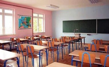 Maqedonia po bëhet gati për vitin e ri shkollor, ministrja Carovska thotë se modeli është i sigurt