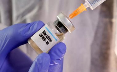 Britania e Madhe fillon prodhimin e vaksinës së Oksfordit kundër coronavirusit