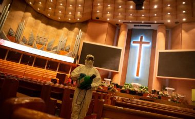 Seuli padit kishën, kontriboi në përhapjen e coronavirusit – kërkohen 4 milionë dollarë dëmshpërblim