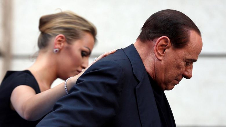 Pasi rezultoi me COVID-19, Berlusconi shtrihet në spital