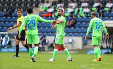 Në Gjermani hapën pjesërisht stadiumet, Admir Mehmedi shënon dy gola në praninë e mbi një mijë tifozëve
