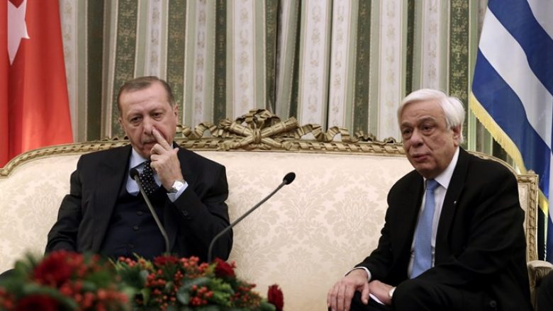 Ankaraja dhe Athina diskutojnë rreth parandalimit të konflikteve në Mesdhe
