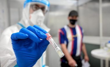 Mbi 4000 mijë raste të reja me coronavirus dhe 84 të vdekur në Spanjë