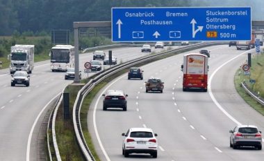 Bundestagu gjerman votoi përsëri për kufizimin e shpejtësisë në autostradë