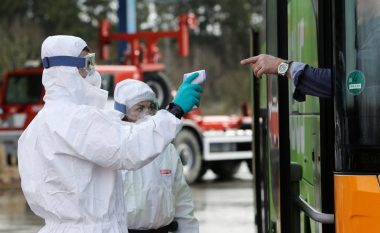 Republika Çeke regjistron rekord rastesh të reja, për herë të parë mbi 2,000 të infektuar me coronavirus