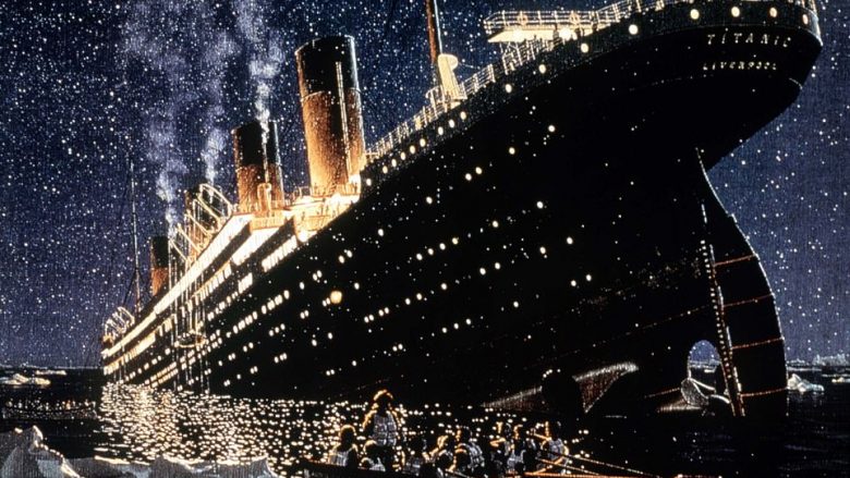 Një ajsberg nuk mund ta ketë fundosur Titanikun, zbulon një studim i ri