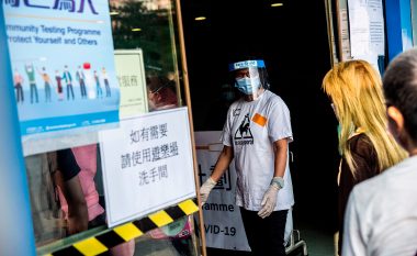 Hong Kong, të paktën 615 mijë vullnetarë janë regjistruar në programin anti COVID-19