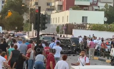 Shpërthen me tritol makina në Tiranë, dyshohet për një viktimë